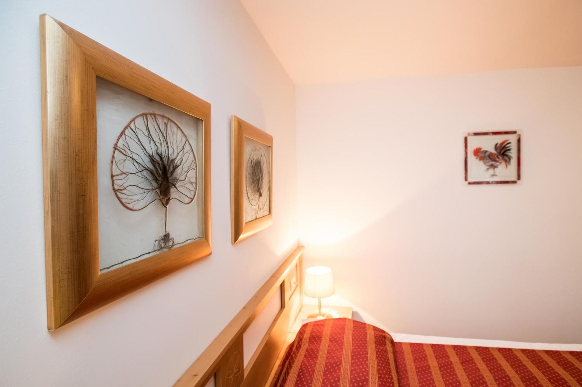 Art Hotel Kristal بوينج المظهر الخارجي الصورة